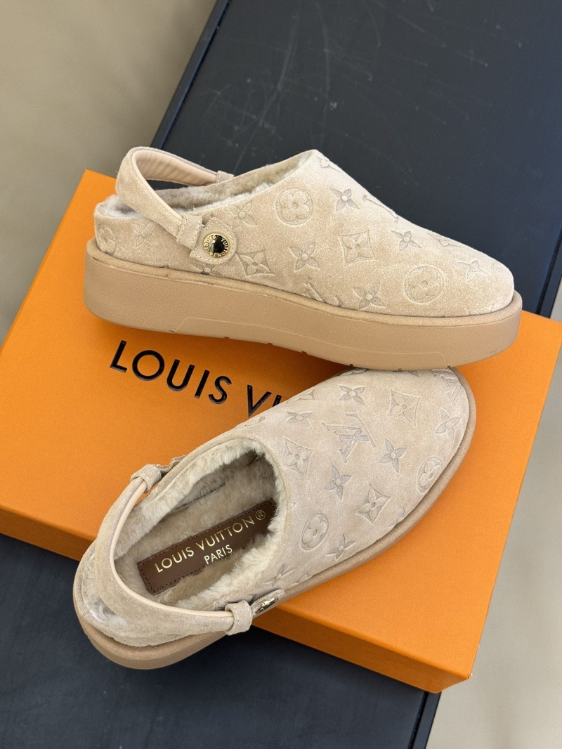 Louis Vuitton Slippers